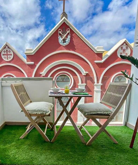 Hola Apartment
